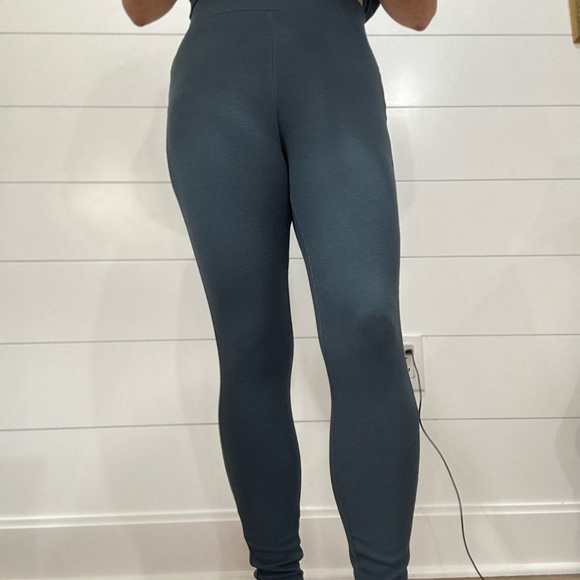 Soma Athleshure Oversized top and comfy bottoms - Picture 3 of 5